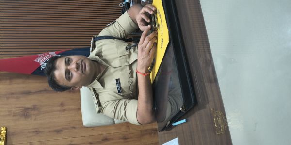 दुर्गा मंदिर से चोरी हुई सोने की हार बरामद, महिला समेत दो गिरफ्तार