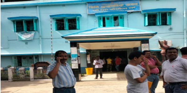 हिली में पंचायत समिति को बड़ा झटका, अध्यक्ष समेत छह सदस्यों का इस्तीफा