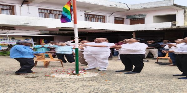 अम्बिकापुर में सहकारिता सप्ताह का शुभारंभ, आधुनिक तकनीक और डिजिटल बैंकिंग से समृद्ध होंगे किसान