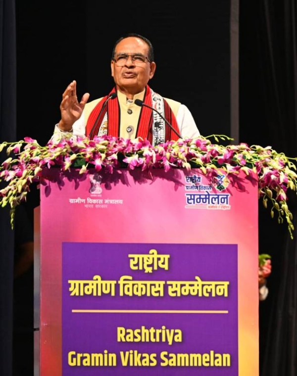समेनार को संबोधित करते हुए केन्द्रीय कृषि मंत्री शिवराज सिंह चौहान