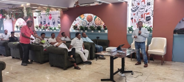 हस्तलेखन के प्रसिद्ध विशेषज्ञ अनिल बंसल ने बताया हेंड राइटिंग और हस्ताक्षर के बारे में