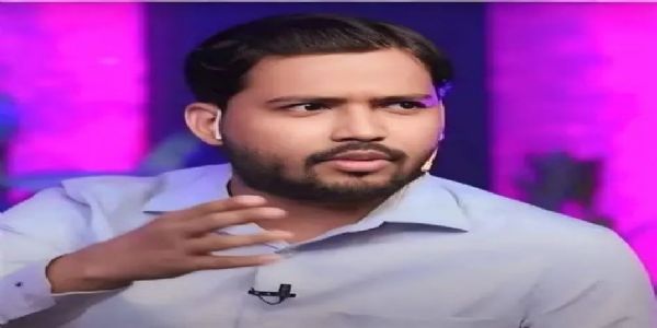 खान सर की फाइल फोटो
