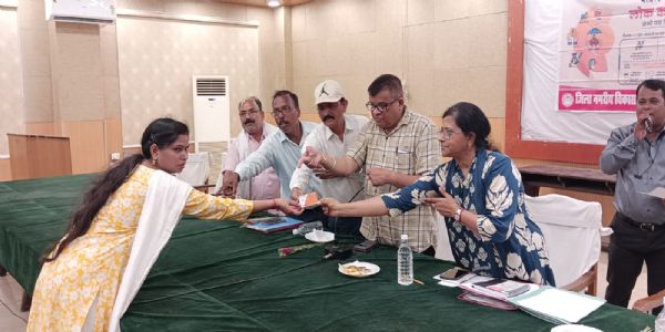 पीएम स्वनिधि योजना के तहत प्रयागराज के 61 हजार से अधिक स्ट्रीट वेंडरों को मिला लाभ
