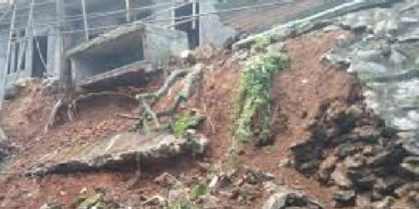 कामरूप मेट्रो प्रशासन ने दी भूस्खलन संवेदनशील पहाड़ों के निवासियों को चेतावनी