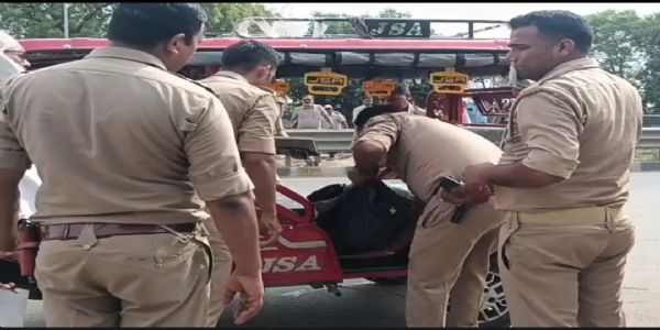 तेज रफ्तार ट्रक की टक्कर से महिला की मौत, चालक वाहन छोड़कर फरार
