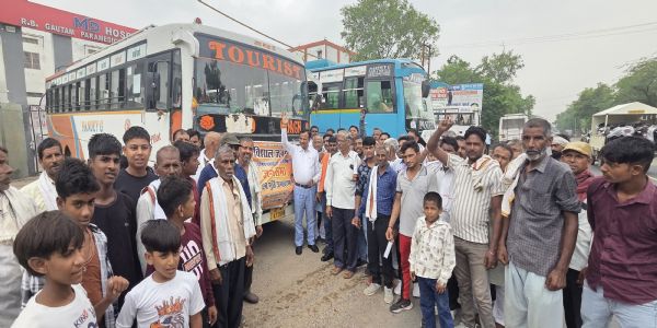 अहिल्याबाई की प्रतिमा की स्थापना समाराेह के लिए रवाना हुईं 15 बसें