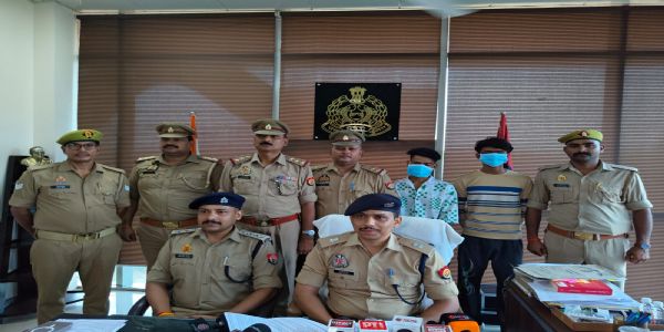 बंद मकानाें में चाेरी करने वाले गिराेह के दाे सदस्य गिरफ्तार, 12 लाख का माल बरामद