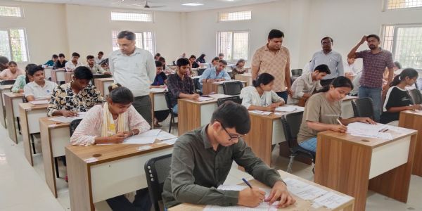दूसरे दिन शांतिपूर्ण ढंग से संपन्न हुई पीयूकैट-2026 की प्रवेश परीक्षा