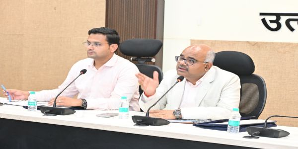 आधुनिक खेती से बढ़ेगी किसानों की आय : जिलाधिकारी