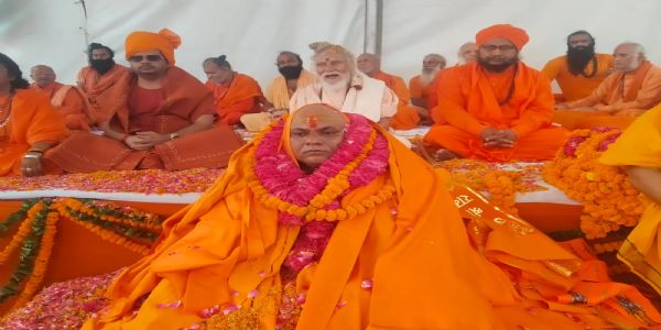 निरंजनी अखाड़े ने स्वामी गोपालानंद भारती को दी महामंडलेश्वर की उपाधि