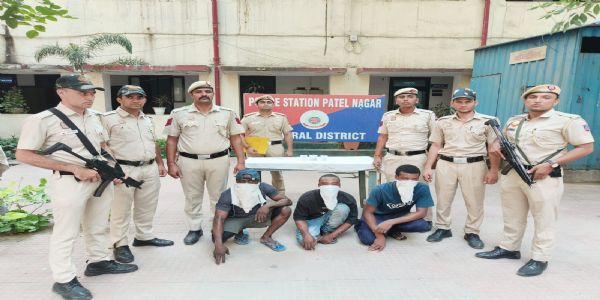 दिल्ली में विदेशी नागरिकों का एम्फेटामाइन रैकेट पकड़ा, 71 ग्राम ड्रग्स के साथ तीन गिरफ्तार