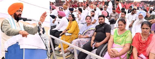 हरियाणा के मुख्यमंत्री संगरूर जिले के धूरी में जनसभा काे संबाेधित करते हुए हरियाणा के मुख्यमंत्री संगरूर जिले के धूरी में जनसभा काे संबाेधित करते हुए