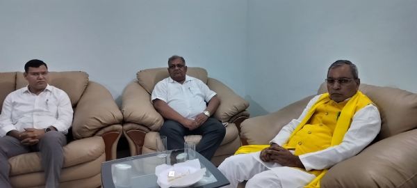 कन्नौज:-विकास, पारदर्शिता और जनसेवा को मिला नया बल, समीक्षा बैठक में मा0 मंत्री ने की कार्यों की प्रशंसा*