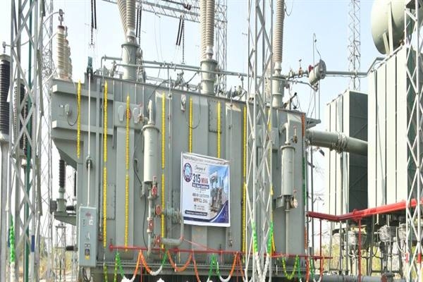 400 केवी सबस्टेशन बीना में 315 एमवीए क्षमता का अतिरिक्त पावर ट्रांसफार्मर ऊर्जीकृत 400 केवी सबस्टेशन बीना में 315 एमवीए क्षमता का अतिरिक्त पावर ट्रांसफार्मर ऊर्जीकृत