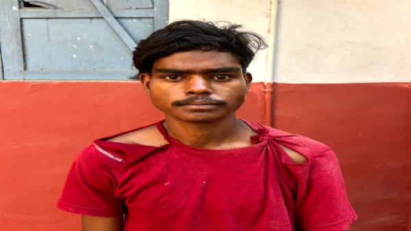 बाइक चोर गिरफ्तार