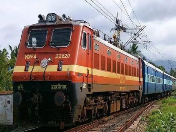 स्पेशल ट्रेन स्पेशल ट्रेन