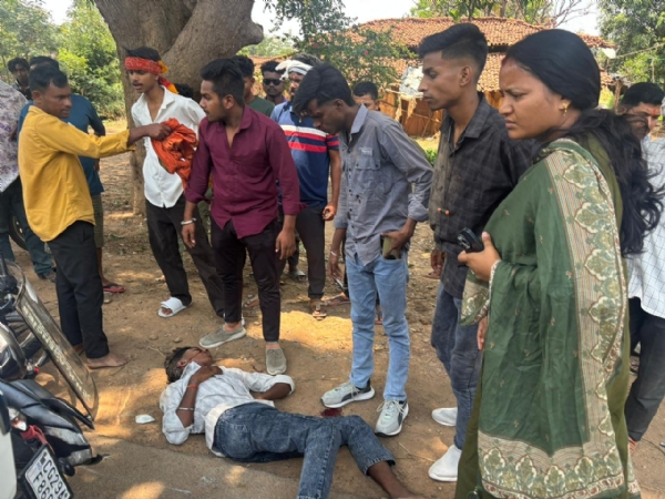 मंत्री लक्ष्मी राजवाड़े ने की घायलों की madd मंत्री लक्ष्मी राजवाड़े ने की घायलों की madd