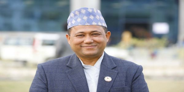 नेपाल के विदेश मंत्री शिशिर खनाल नेपाल के विदेश मंत्री शिशिर खनाल