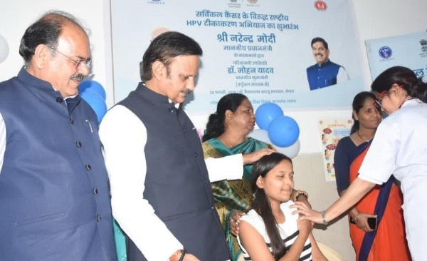उप मुख्यमंत्री शुक्ल भोपाल में एचपीवी टीकाकरण अभियान का शुभारंभ करते हुए (फाइल फोटो)