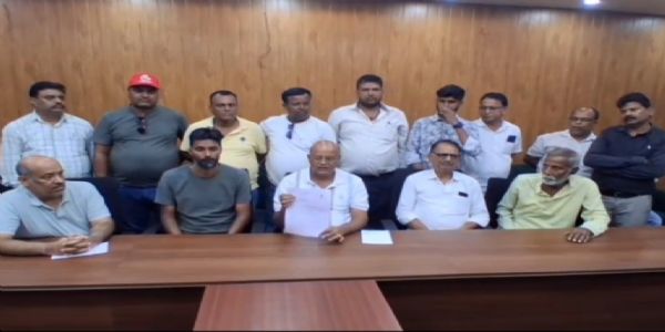 ढुल्लू ने प्रिंस खान के सहयोग से दुबई में स्थापित किया साम्राज्य, चुनाव के बाद भाग जाएंगे दुबई : अरूप