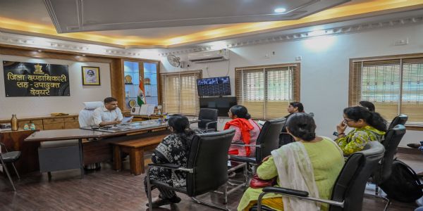 जिले के 121 बच्चों को स्पॉन्सरशिप योजना से जोड़ने का निर्देश