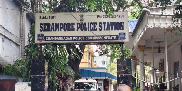 पुलिस के समन पर थाने नहीं पहुंचीं पूर्व सांसद अपरूपा पोद्दार