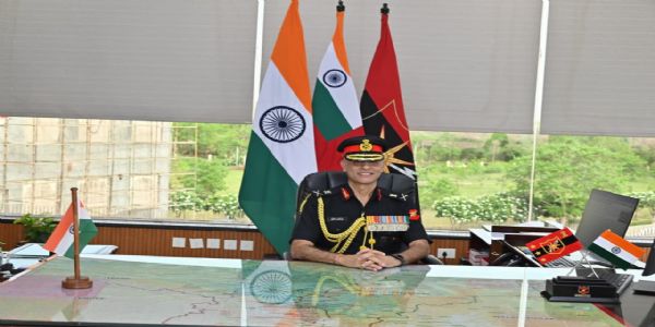 लेफ्टिनेंट जनरल मोहित मल्होत्रा ने साउथ वेस्टर्न कमांड की कमान संभाली