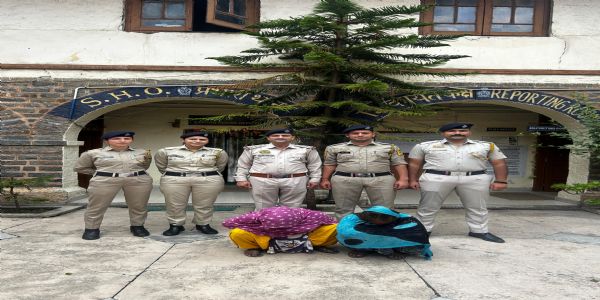 फिल्मी अंदाज में 50 लाख के गहनों पर हाथ साफ करने वालीं पंजाब की दो महिलाएं गिरफ्तार, पूरा सामान बरामद