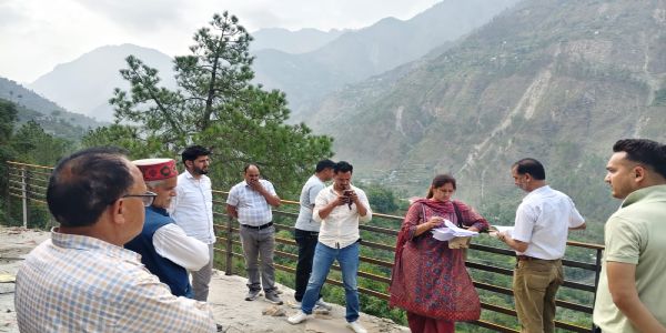 आरटीआई का असर: 165 दिनों बाद जागा प्रशासन गरीब दिव्यांग दलित की जमीन पर कब्जे के मामले में जांच शुरू