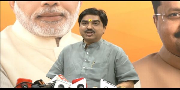 नितिन नवीन पर रेवंत रेड्डी के बयान को भाजपा ने बताया अहंकार की पराकाष्ठा