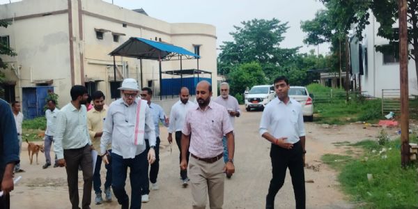 उपायुक्त ने ट्रॉमा सेंटर और सदर अस्पताल में 20 बेड के इमरजेंसी वार्ड बनाने का दिया निर्देश