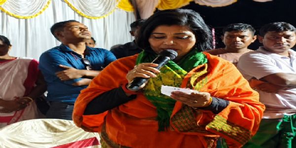 झाड़ग्राम में बारिश के बीच धूमधाम से मनाया गया हूल दिवस, भारती घोष रहीं मौजूद