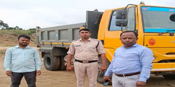 बलरामपुर : अवैध रेत पर खनिज विभाग की बड़ी कार्रवाई