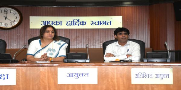 दिल्ली 2.0 टेक डायलॉग के अंतर्गत 60 युवा नवाचारकों ने एमसीडी के सामने प्रस्तुत किए कृत्रिम बुद्धिमत्ता आधारित समाधान
