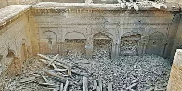 तोड़-फोड़ के बाद गुरुद्वारे का चित्र तोड़-फोड़ के बाद गुरुद्वारे का चित्र