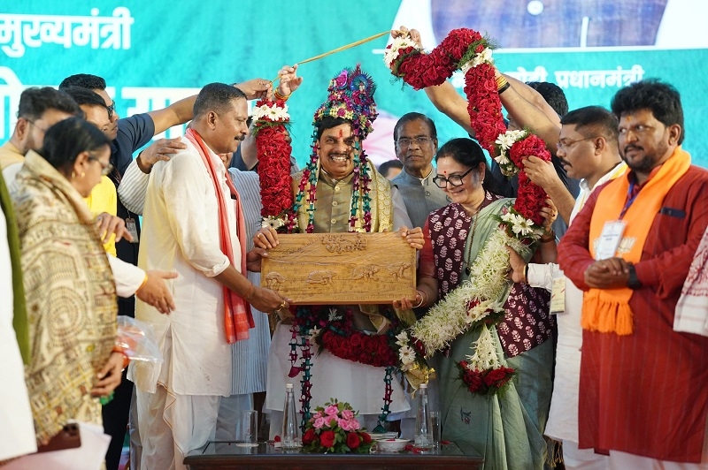 सिवनी में राज्य स्तरीय धान महोत्सव में  मुख्यमंत्री का हुआ भव्य स्वागत