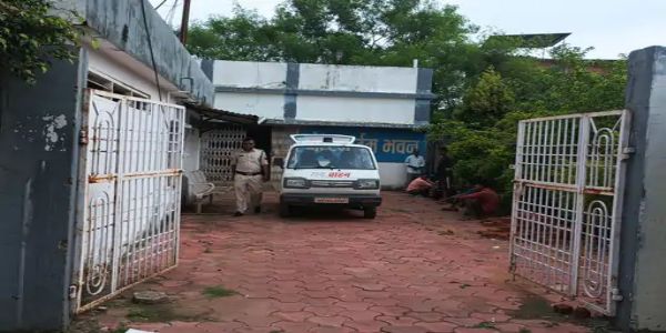 अनूपपुर: चोरी के डर से कुएं से मोटरपंप निकालते युवक को लगा करंट, मौत