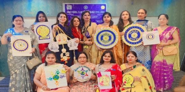 पूनम रस्तोगी बनीं इनरव्हील क्लब ऑफ मुरादाबाद सिविल लाइंस की अध्यक्ष