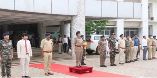 झारखंड पुलिस और सीआरपीएफ आपसी समन्वय से नक्सलियों के खिलाफ कार्रवाई को और बनाएं प्रभावी : डीजीपी