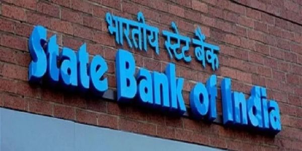 स्टेट बैंक ने एसबीआई फंड्स मैनेजमेंट में 1.42 फीसदी हिस्सेदारी 1,655 करोड़ रुपये में बेची