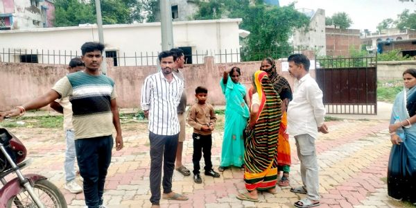 पति से फोन पर बात करने के बाद महिला कुएं में कूदी, मौत