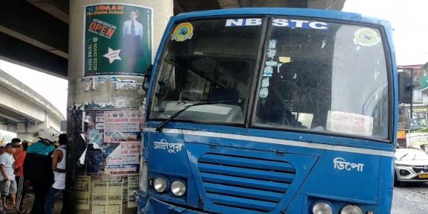 सरकारी बस की चपेट में आने से राहगीर की मौत, कई घायल