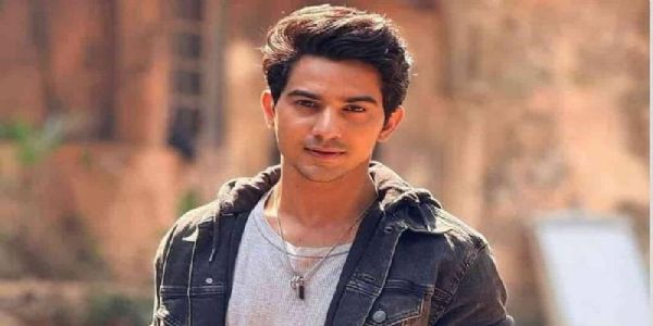 रोहित चंदेल - फोटो सोर्स एक्स रोहित चंदेल - फोटो सोर्स एक्स