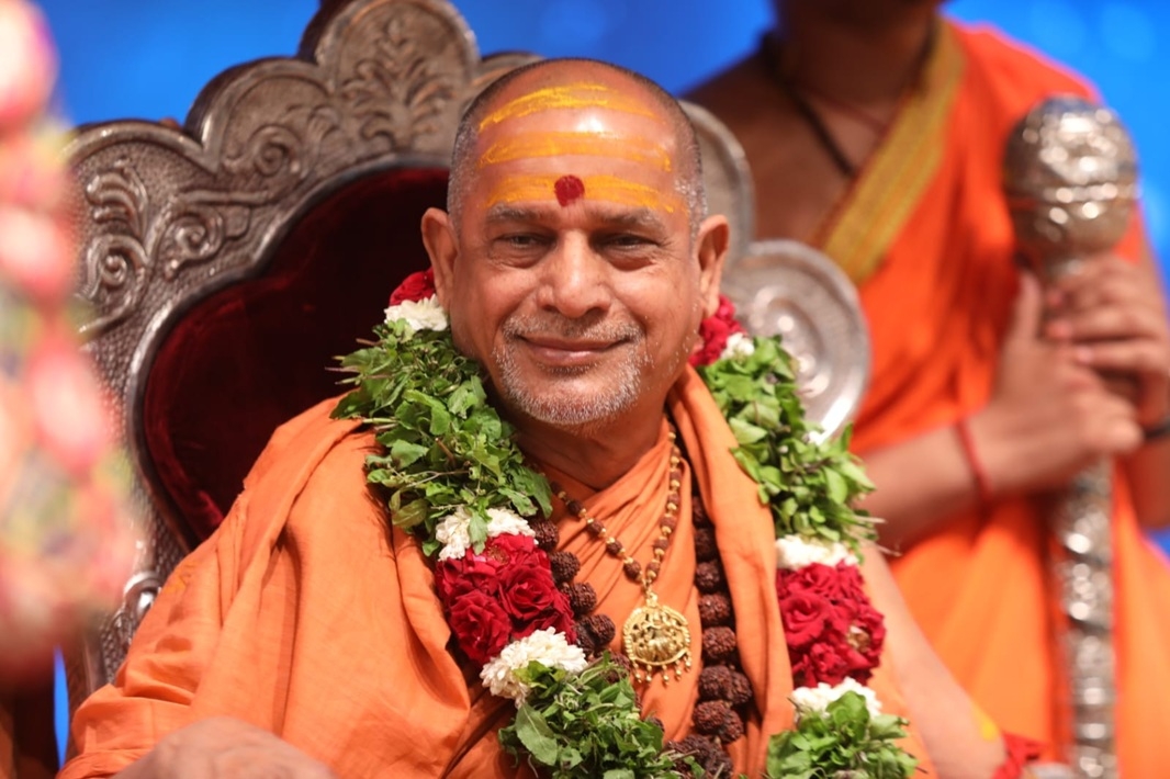 श्रीद्वारका शारदा पीठ के पीठाधीश्वर, जगद्गुरु शंकराचार्य स्वामी सदानंद सरस्वती महाराज श्रीद्वारका शारदा पीठ के पीठाधीश्वर, जगद्गुरु शंकराचार्य स्वामी सदानंद सरस्वती महाराज
