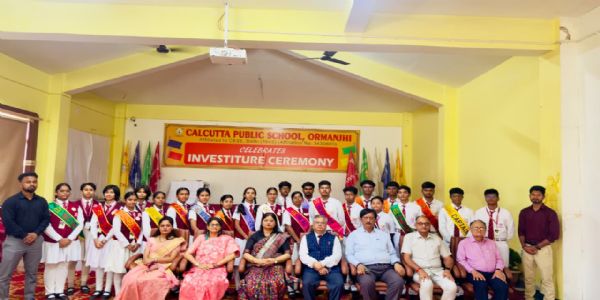कलकत्ता पब्लिक स्कूल में छात्र परिषद का शपथ ग्रहण और अलंकरण समारोह