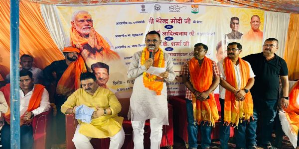 हुकुलगंज वार्ड की 61.38 करोड़ रुपये से बदलेगी सूरत, पेयजल की नई पाइप लाइन के लिए भूमिपूजन
