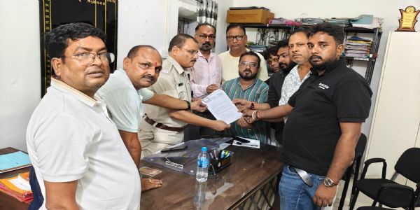 ठाकुरगंज में बढ़ती चोरी पर भाजपा ने जताई चिंता, एसडीपीओ से गश्त बढ़ाने की मांग