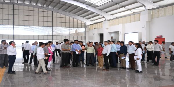 महाप्रबंधक  ने किया गांधीनगर जयपुर रेलवे स्टेशन के पुनर्विकास कार्य का निरीक्षण