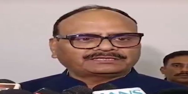 समाजवादी पार्टी के लोग बहरूपिए हैं, तुष्टिकरण की करते हैं राजनीति : ब्रजेश पाठक