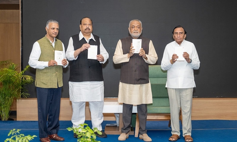 मप्र के एमएसएमई मंत्री ने हैदराबाद में ‘‘हार्ट ऑफ ए जैन- इंटरनेशनल कॉन्क्लेव में किया पुस्तक का विमोचन मप्र के एमएसएमई मंत्री ने हैदराबाद में ‘‘हार्ट ऑफ ए जैन- इंटरनेशनल कॉन्क्लेव में किया पुस्तक का विमोचन